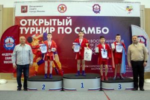 Школьная команда из Владимирской области завоевала золото Всероссийского турнира по самбо